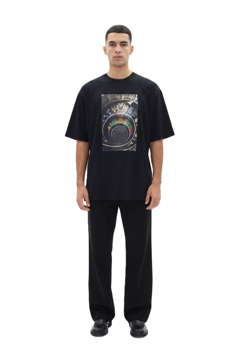 Black Spiral T-Shirt - THE CIRCUS